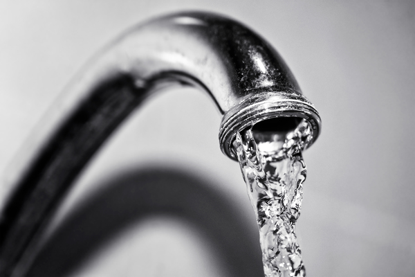 clean water running out of the tap
