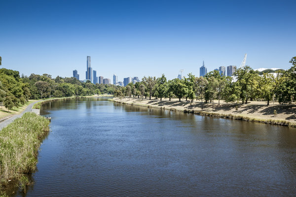 The view of the Melbourne CBD with Yarra River