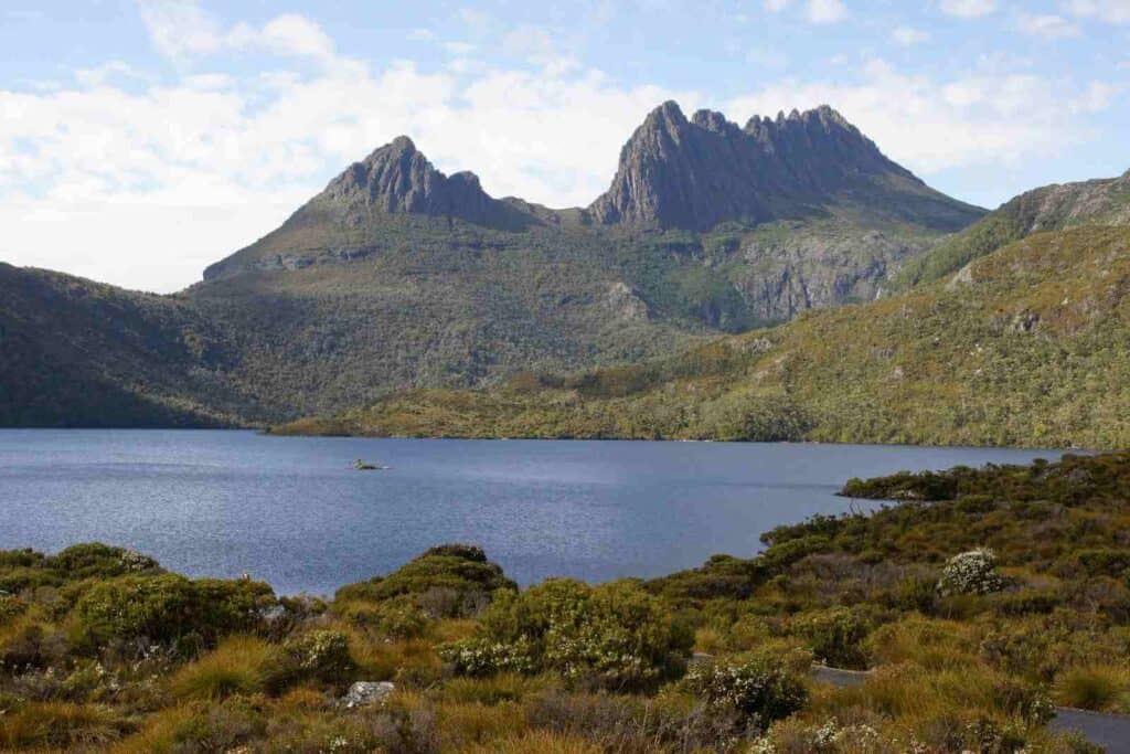 Cradle Mountain National Park in Tasmania, showcasing the stunning natural landscape and outdoor activities, indicative of the lifestyle benefits when considering the pros and cons of living in Tasmania.