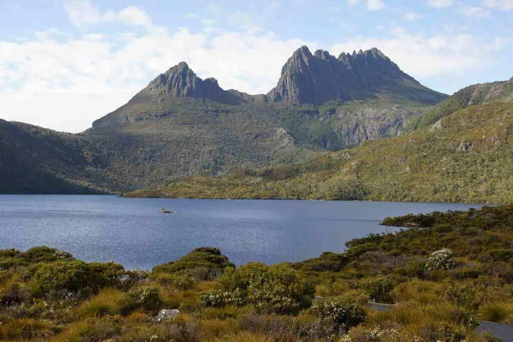 Cradle Mountain National Park in Tasmania, showcasing the stunning natural landscape and outdoor activities, indicative of the lifestyle benefits when considering the pros and cons of living in Tasmania.