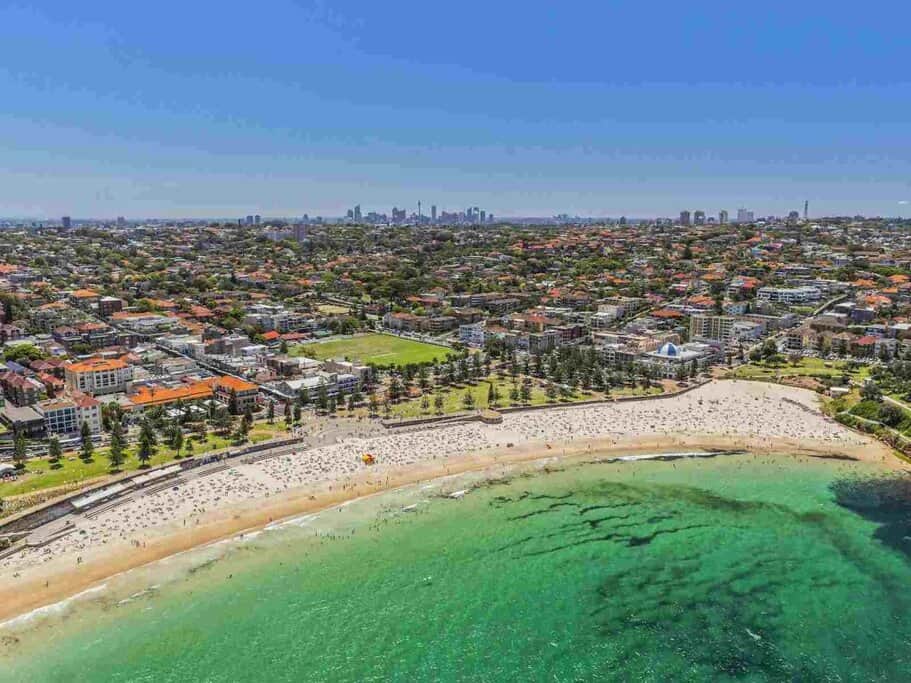 Coogee Beach one of the Instagrammable places in Sydney