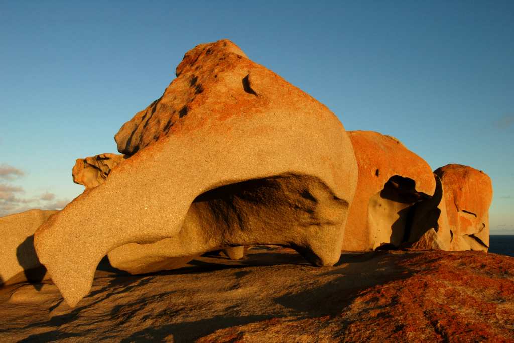 the beautiful rocks composing the remarkable rocks