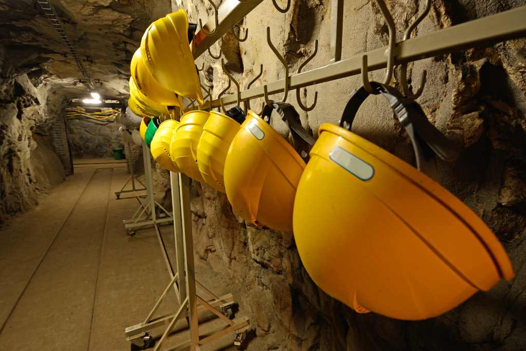 inside of umoona mine
